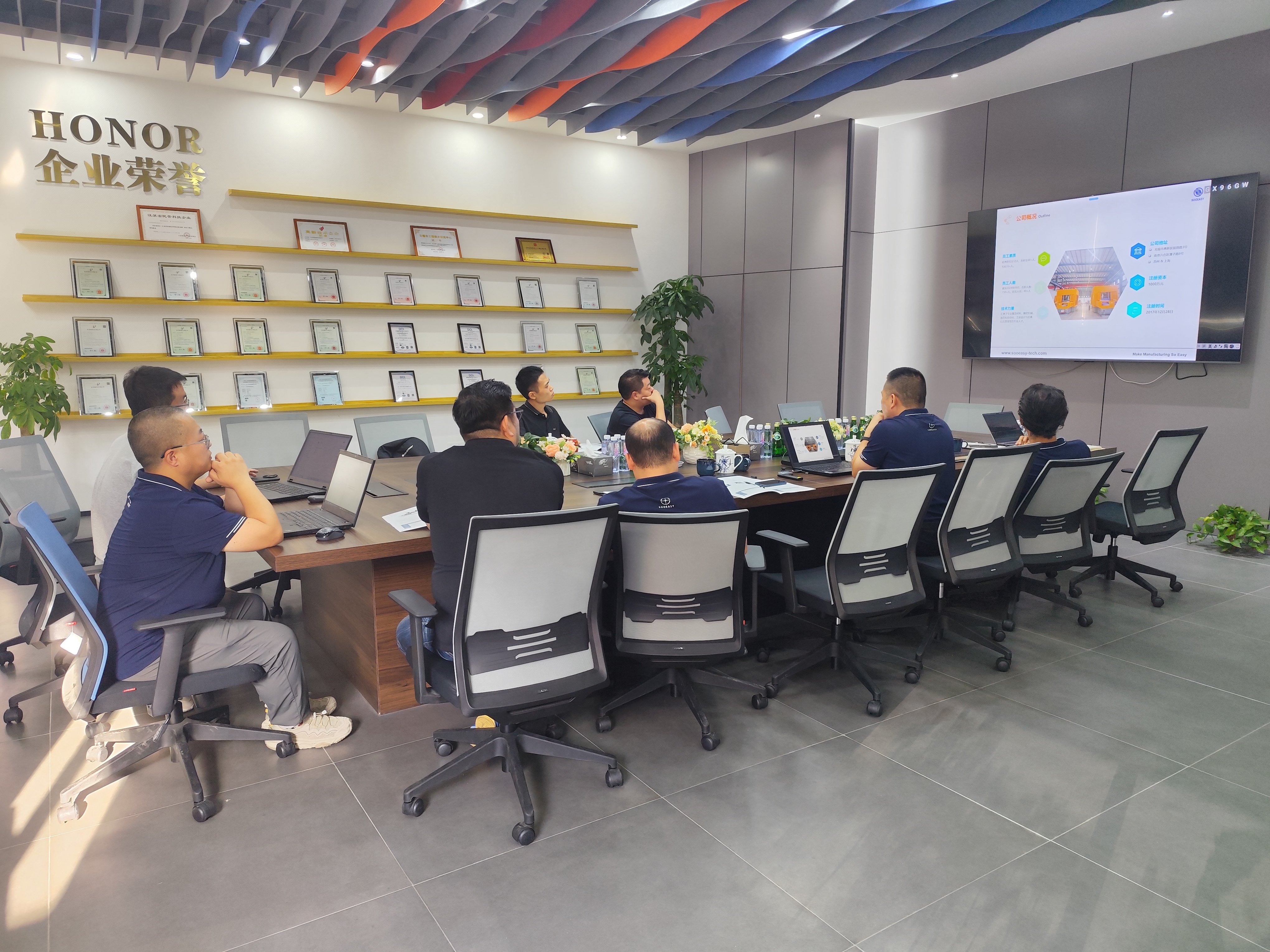 熱烈歡迎 重慶平偉汽車系統(tǒng)有限公司 蒞臨蘇馭研 參觀指導(dǎo)